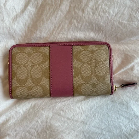 Coach Signature Canvas Wallet in Pink and Tan - Picture 2 of 5